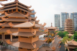 Vị trí đặt lọ tro cốt chuẩn phong thuỷ: Hướng dẫn chi tiết